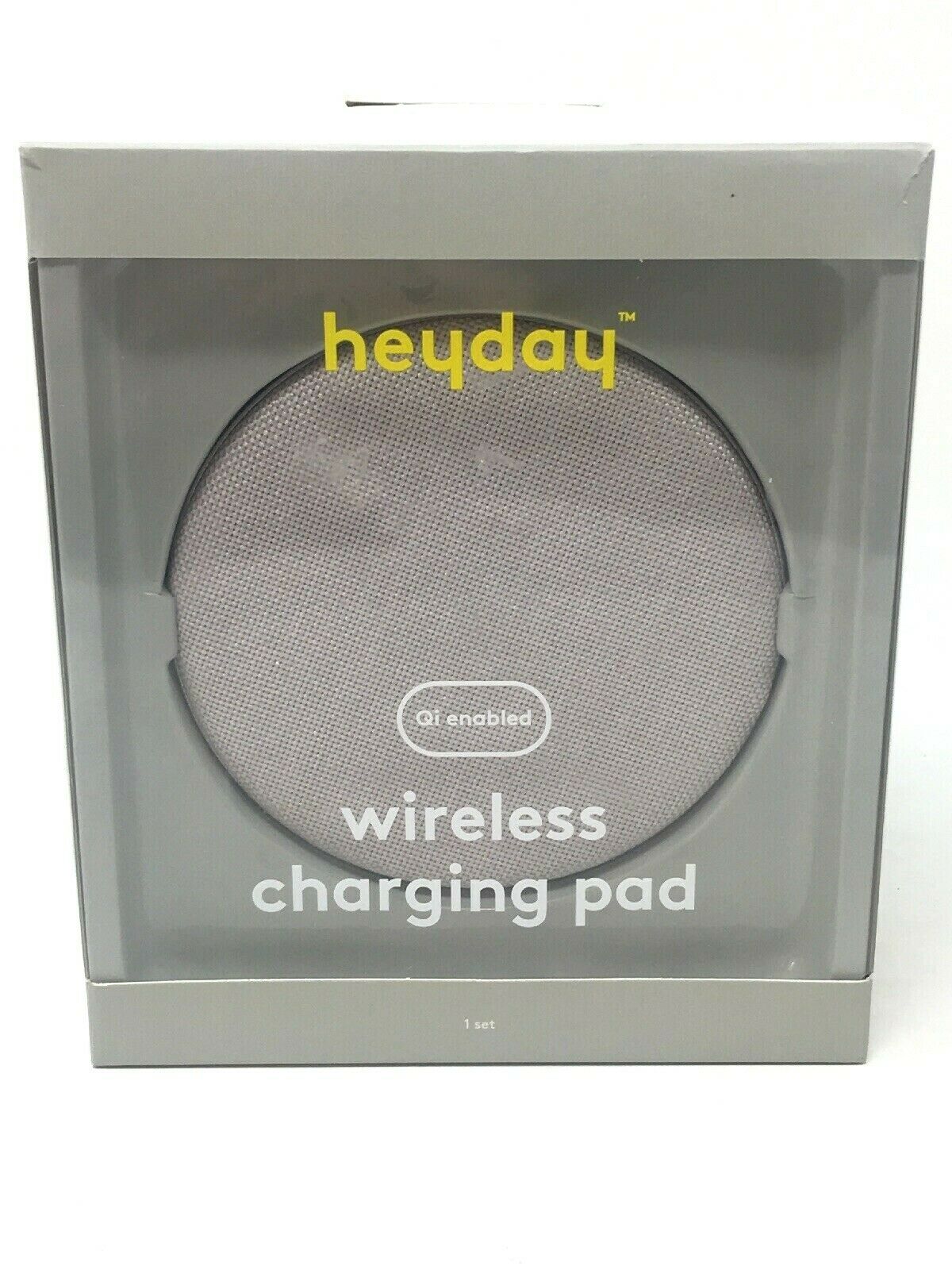 Heyday Qi Wireless Fabric Charging Puck (with Cable & Wall Charger) light pink